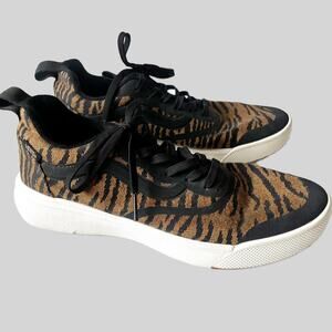 Vans UltraRange Knit Comfort Lace Up Sneaker Tiger Animal Stripes 7.5/ 9